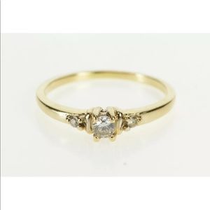 10K Three Stone Classic Promise Ring Sz 4.75